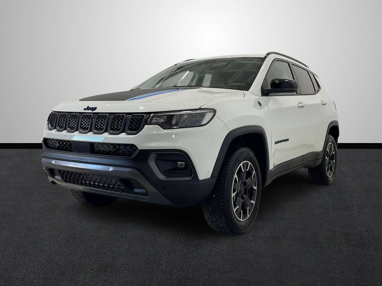 jeep-compass-trailhawk-13-phev-240-hp-e6d-at-eawd-en-sevilla-deea1bea90ae80da14985914c41f2f9c