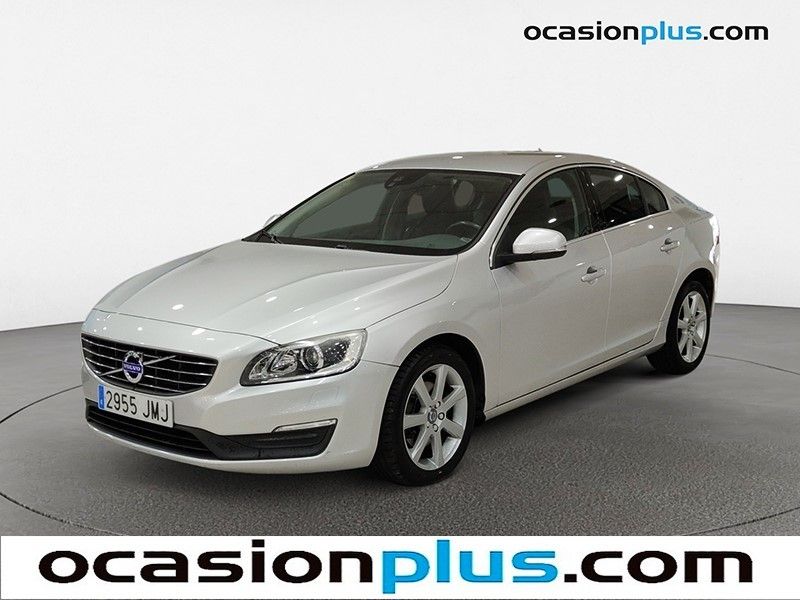 volvo-s60-20-d3-momentum-auto-en-madrid-5fa4a3de0e96fd62d5970d8a71bd6a92