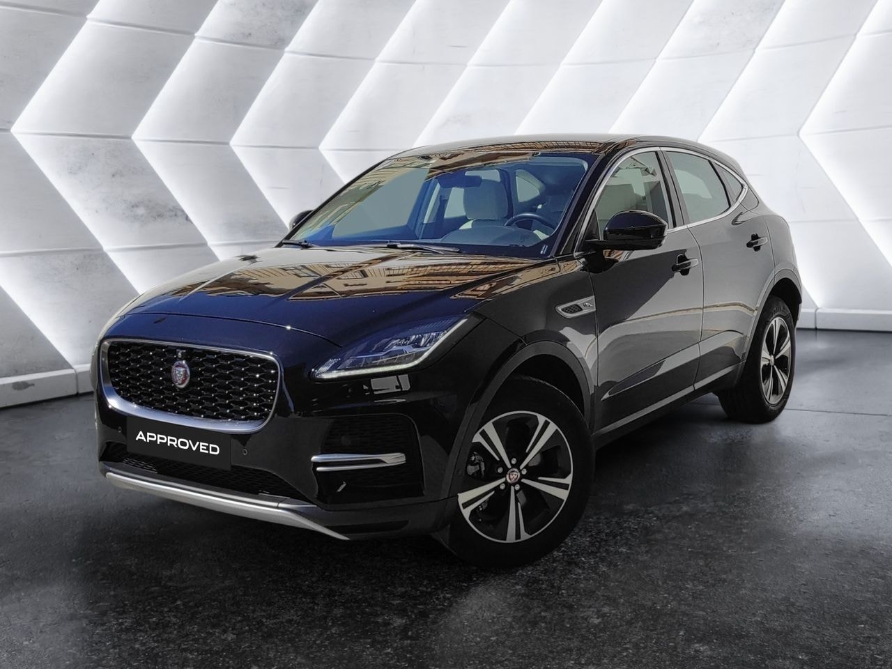 jaguar-e-pace-15p-160ps-mhev-auto-en-malaga-340073df4284bc590602ff4d513b6d98