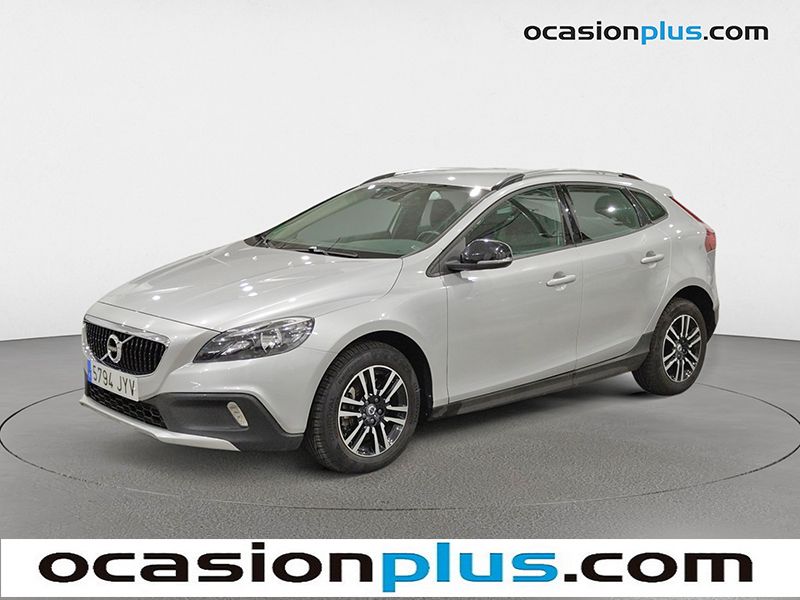 volvo-v40-cross-country-20-d2-momentum-auto-en-madrid-913349fce26e7e39a57862f485df8dea