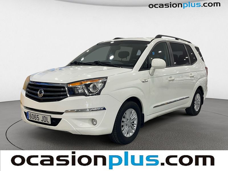 ssangyong-rodius-e-xdi-premium-en-madrid-4ae964d87bd6c38b2993371a25f2af75