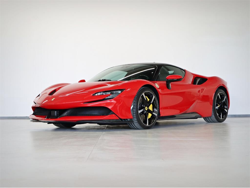 ferrari-sf-90-stradale-en-barcelona-7278428d2fefad6dea44d7c978b304e7