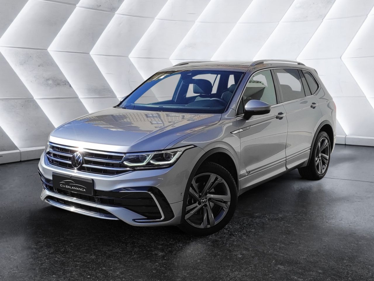 volkswagen-tiguan-allspace-r-line-20-tdi-110kw-150cv-dsg-en-malaga-b67f9200fa07b61b240239eddfb14f3f