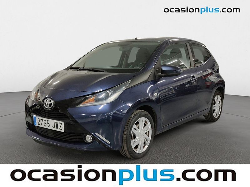 toyota-aygo-10-70-x-play-en-madrid-bc60dc4fdb7e8bf00f3c5421317ee634