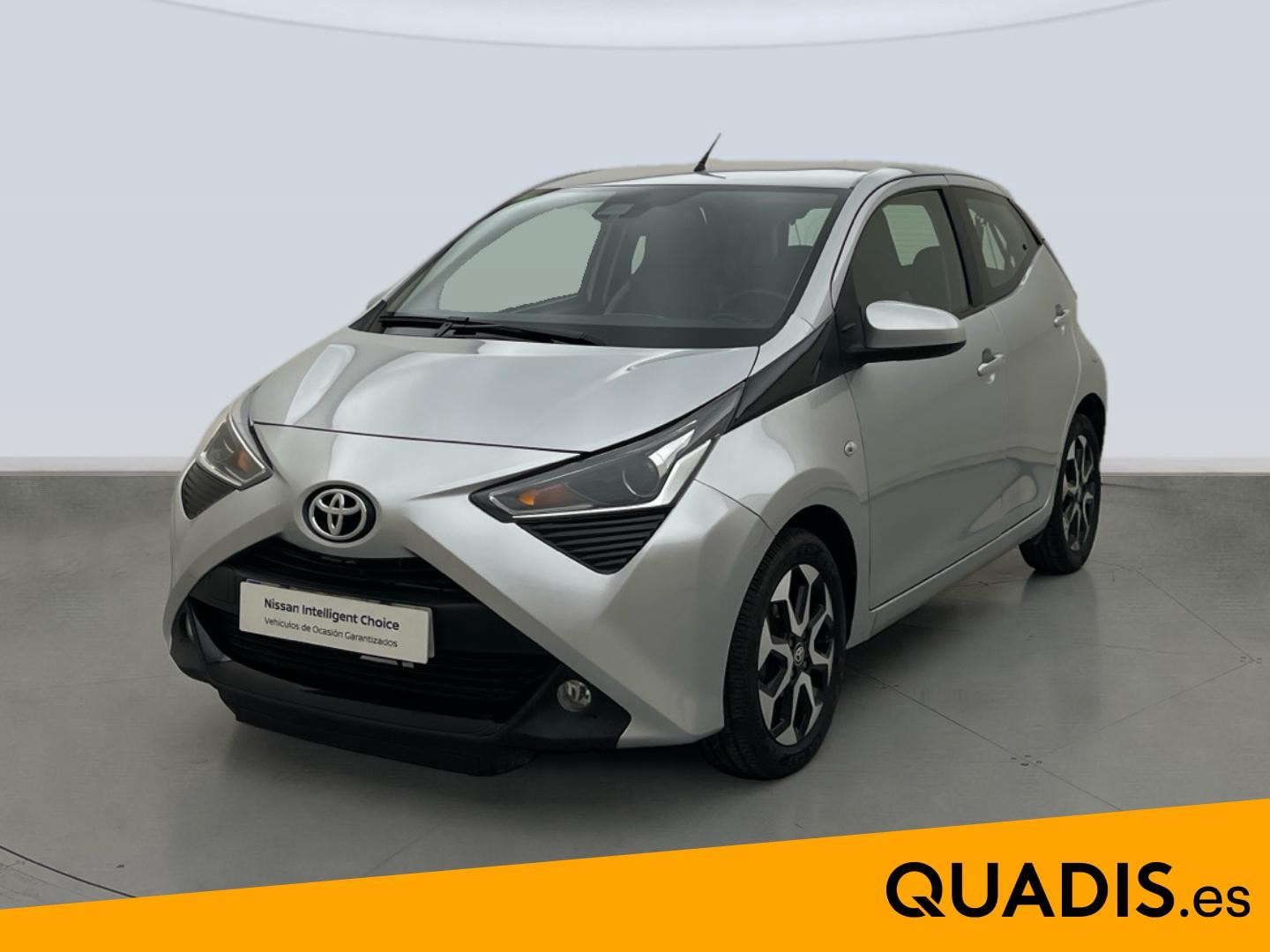 toyota-aygo-10-70-x-play-en-barcelona-43b174061e6a3ce847962f9690a99a0e