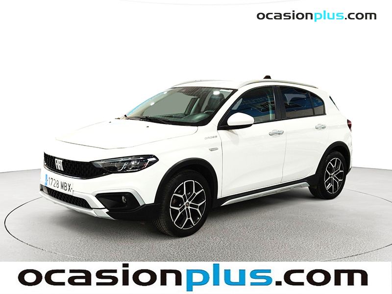 fiat-tipo-15-hybrid-cross-dct-130-cv-en-madrid-7aba6ae17a99be94a44c73a32902ffe2