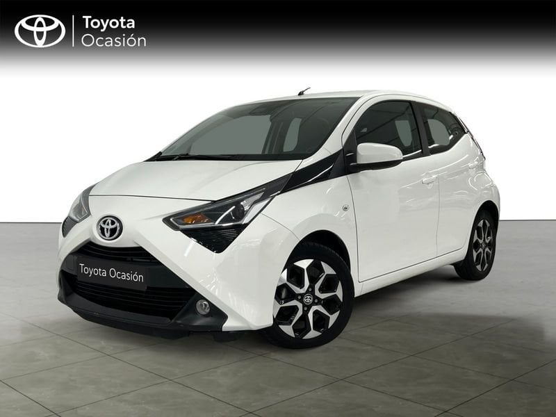 toyota-aygo-10-70-x-play-en-madrid-d42797d2dd7919fab08a6b19c310e55b