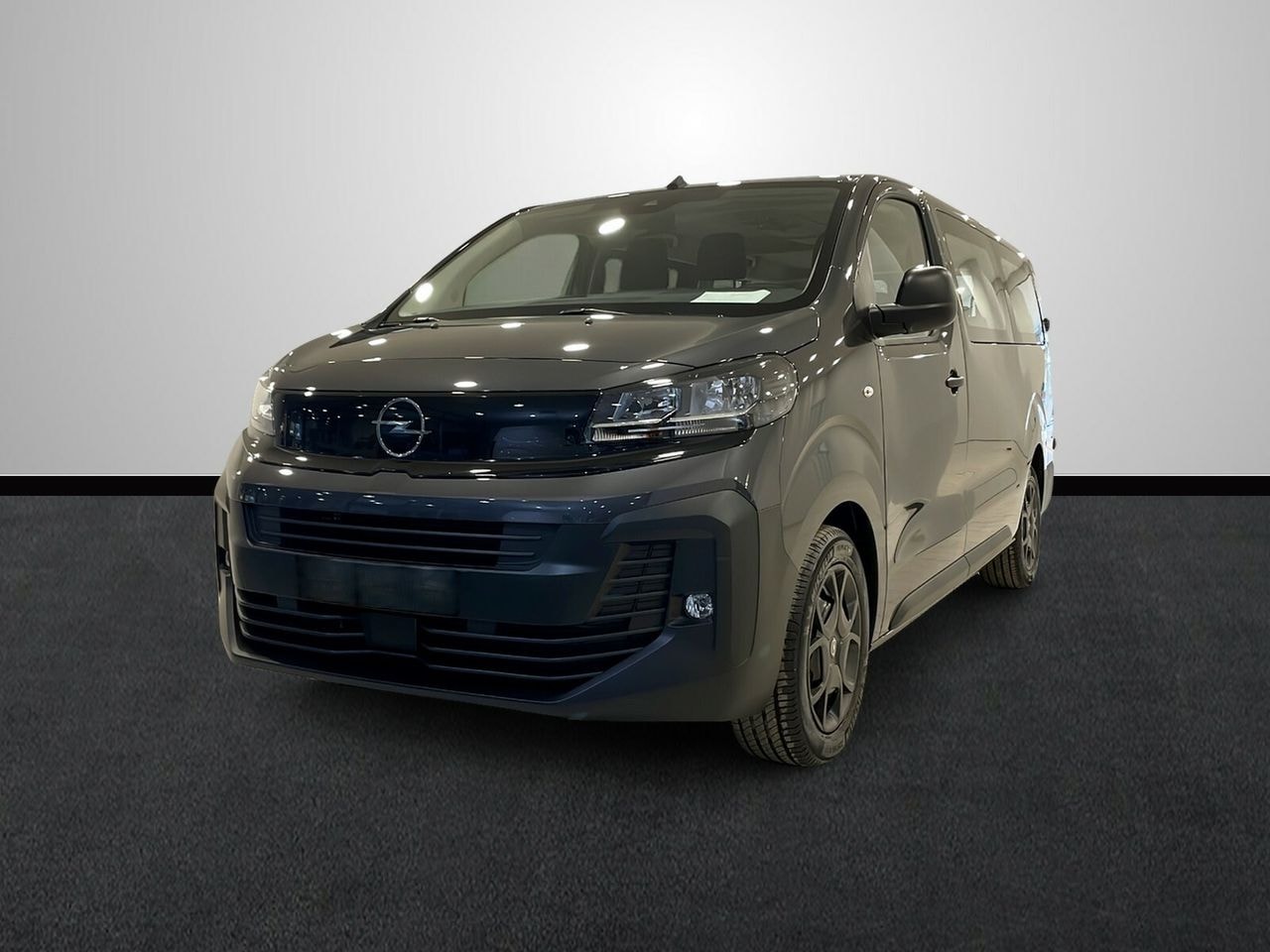 opel-vivaro-combi-xl-180-cv-20-td-at8-ee4d8fa2e8173bca44baffdbd03c0a90