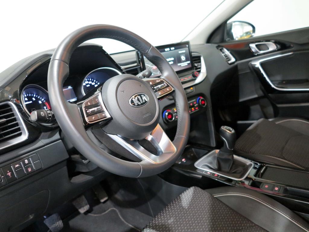 kia-xceed-16-mhev-imt-tech-100kw-136cv-en-murcia-3185f70c31ecfb50fa11a04b39686700