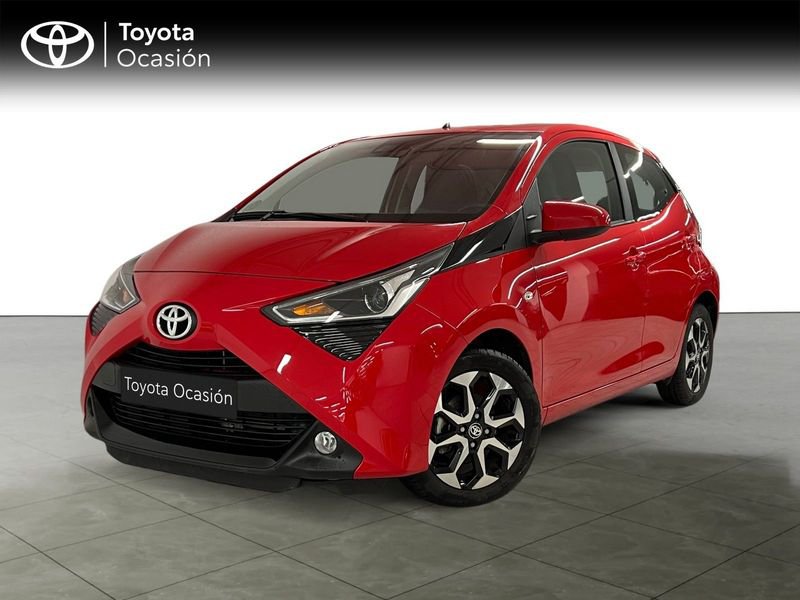toyota-aygo-10-70-x-play-en-madrid-cd08843ec91fb94144d55ca68b54bb9f