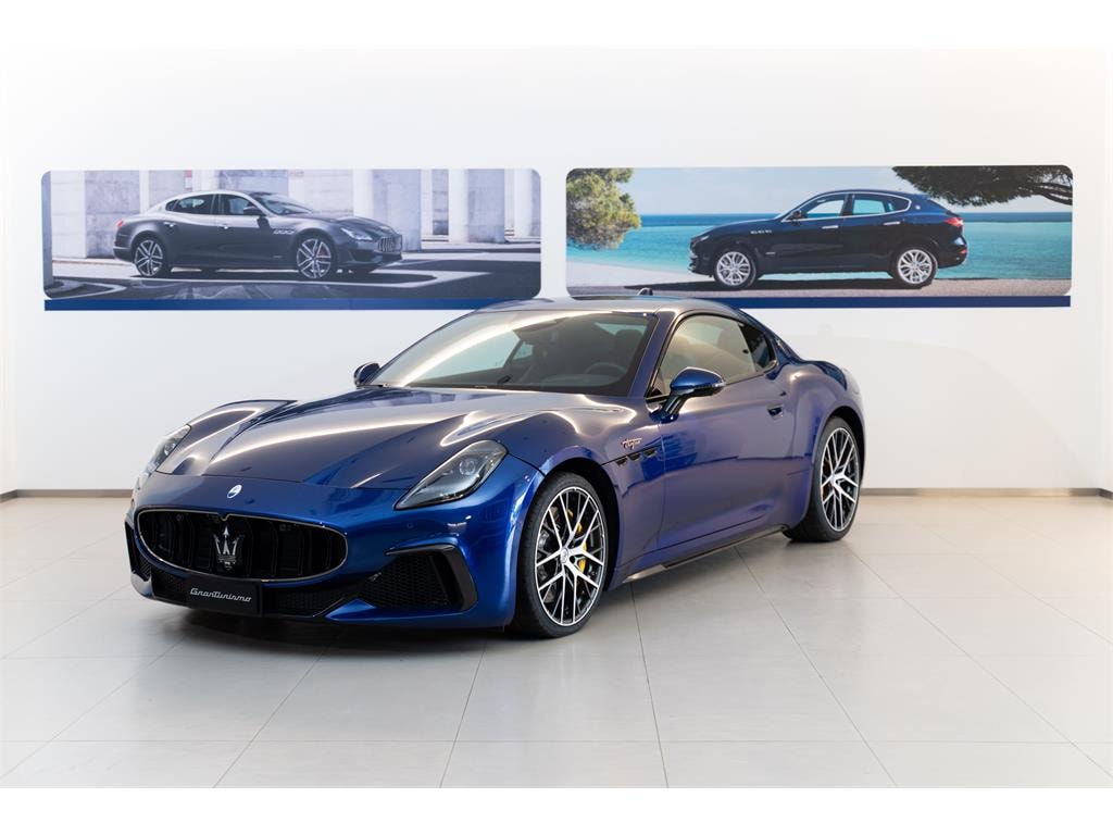 maserati-granturismo-v6-550cv-awd-trofeo-en-barcelona-9ca22c4434f3620fdea25e613fb26fc5