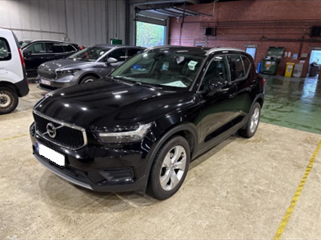 volvo-xc40-20-d3-momentum-pro-en-sevilla-51e7f78418af91273886b611b1d6674a