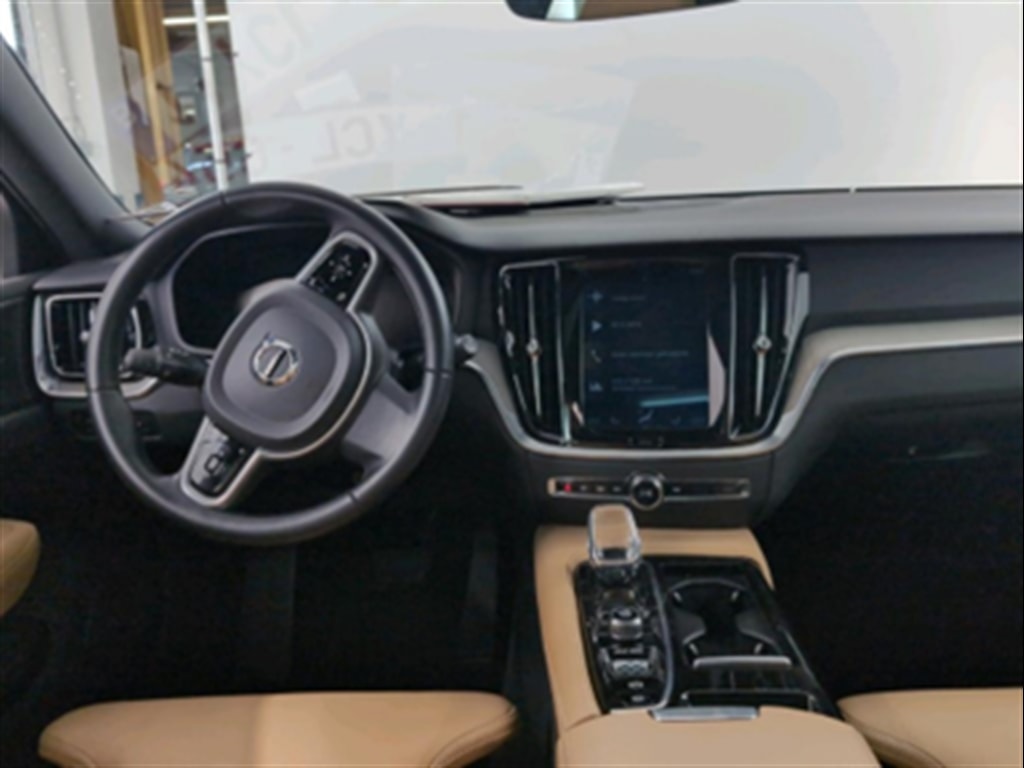 volvo-v60-20-t6-awd-inscription-auto-en-sevilla-61bc8b2ea6c0975f8cbf14ed8830bf67