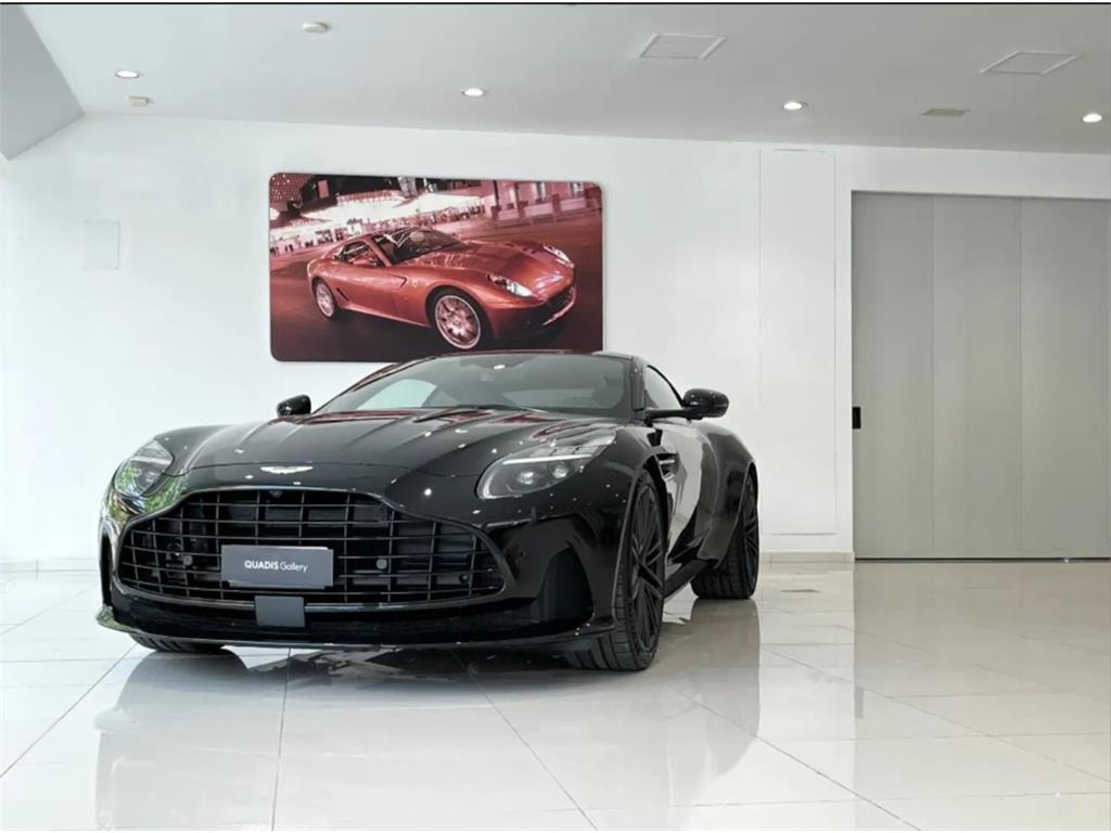 aston-martin-db12-40-v8-auto-en-barcelona-2cfe5b5f058e1d46489dfa327b0e8565