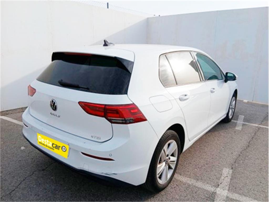 volkswagen-golf-life-10-etsi-81kw-110cv-dsg-en-sevilla-bc2dc1d9407652518453e4aad2ad8c28