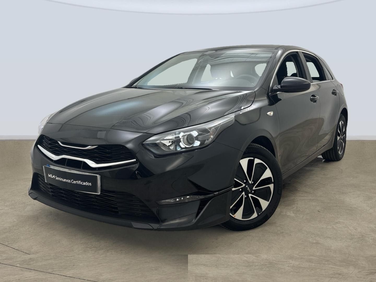 kia-ceed-10-mhev-74kw-100cv-drive-dct-en-barcelona-94f83f4b9793aed8d71e8785b9c40152