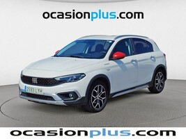fiat-tipo-15-hybrid-cross-dct-130-cv-en-madrid-8213a3055c94aeca2ee1a3ef171412f4