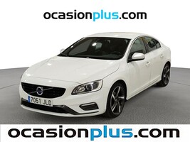 volvo-s60-d4-r-design-momentum-auto-190-cv-en-madrid-12e3ea7fceaf9d9310e354543c0845fb