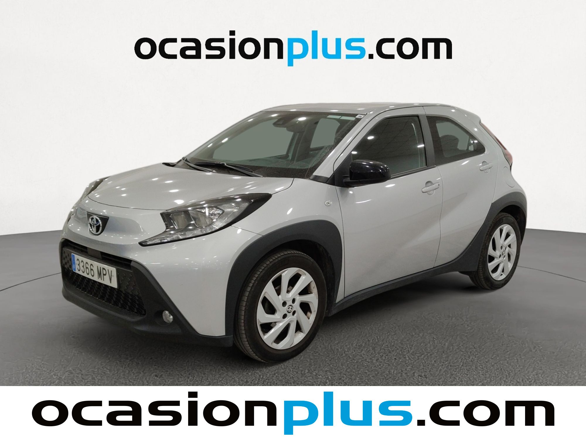 toyota-aygo-x-cross-10-vvt-i-play-72-cv-en-madrid-0b6cae90490af7d28c26320e31e47e74