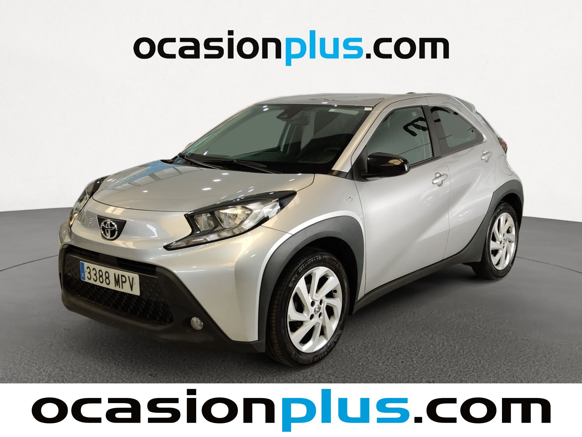 toyota-aygo-x-cross-10-vvt-i-play-72-cv-en-madrid-0b2c65e42c6248508d8f1187325ba848