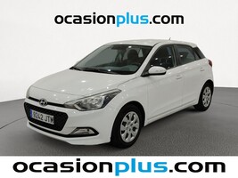 hyundai-i20-12-mpi-essence-84-cv-en-madrid-d68bff796df3a618aa485da3771de524