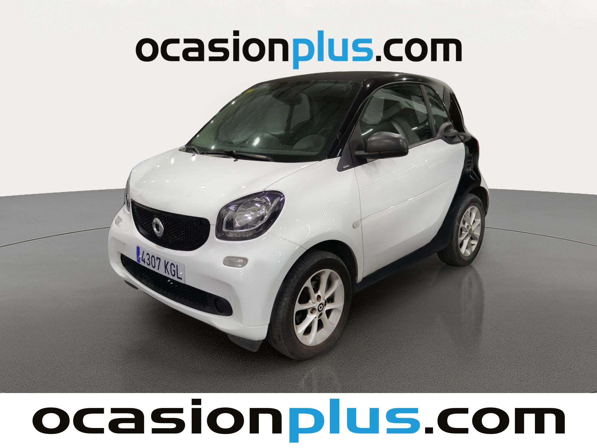 smart-fortwo-coupe-66-90-cv-en-madrid-e5363d03b22f33b0ffe6b421e002c14d