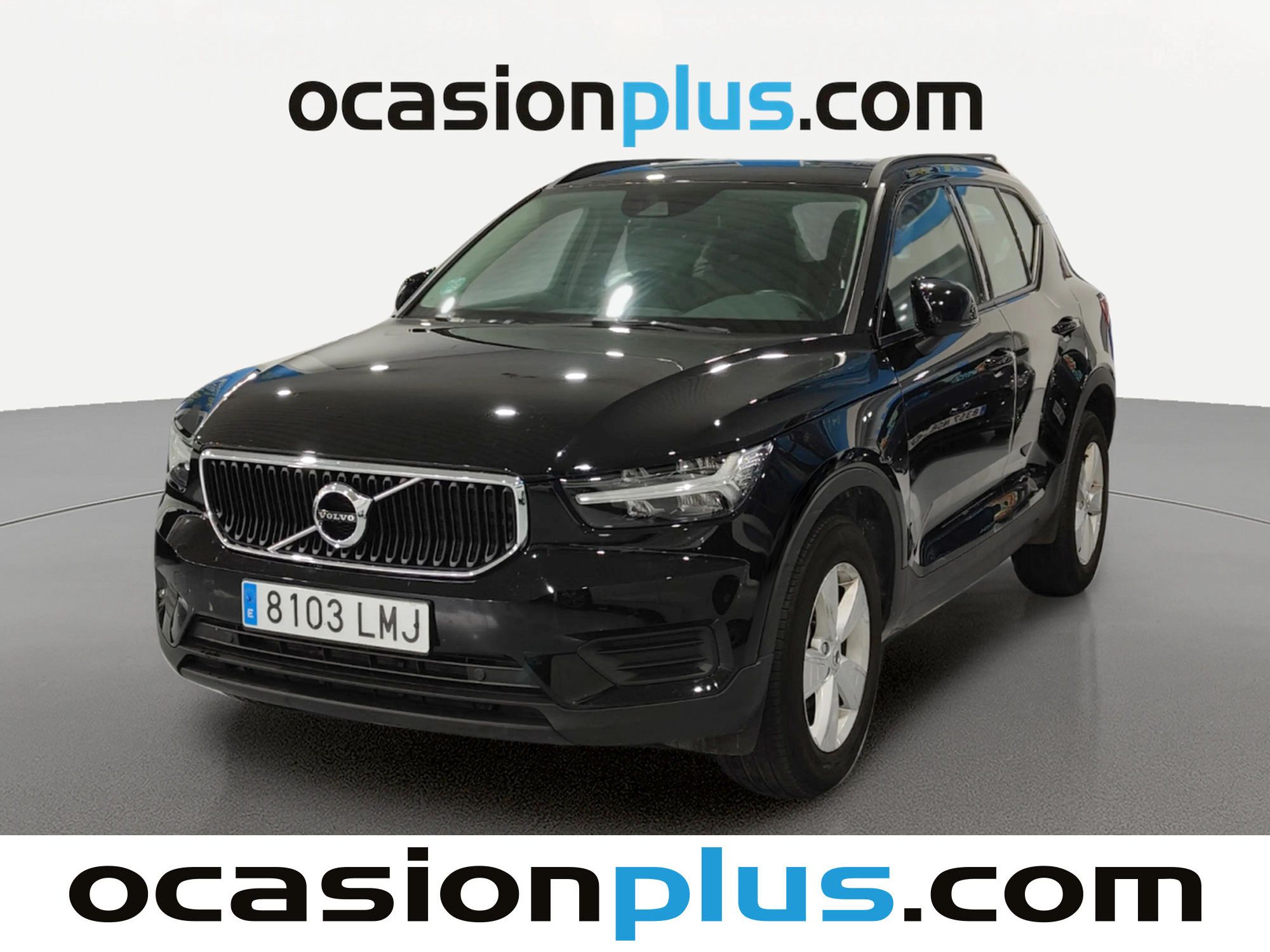 volvo-xc40-t2-momentum-core-129-cv-en-madrid-85fad30eda1e9e926d3c982477bbab49