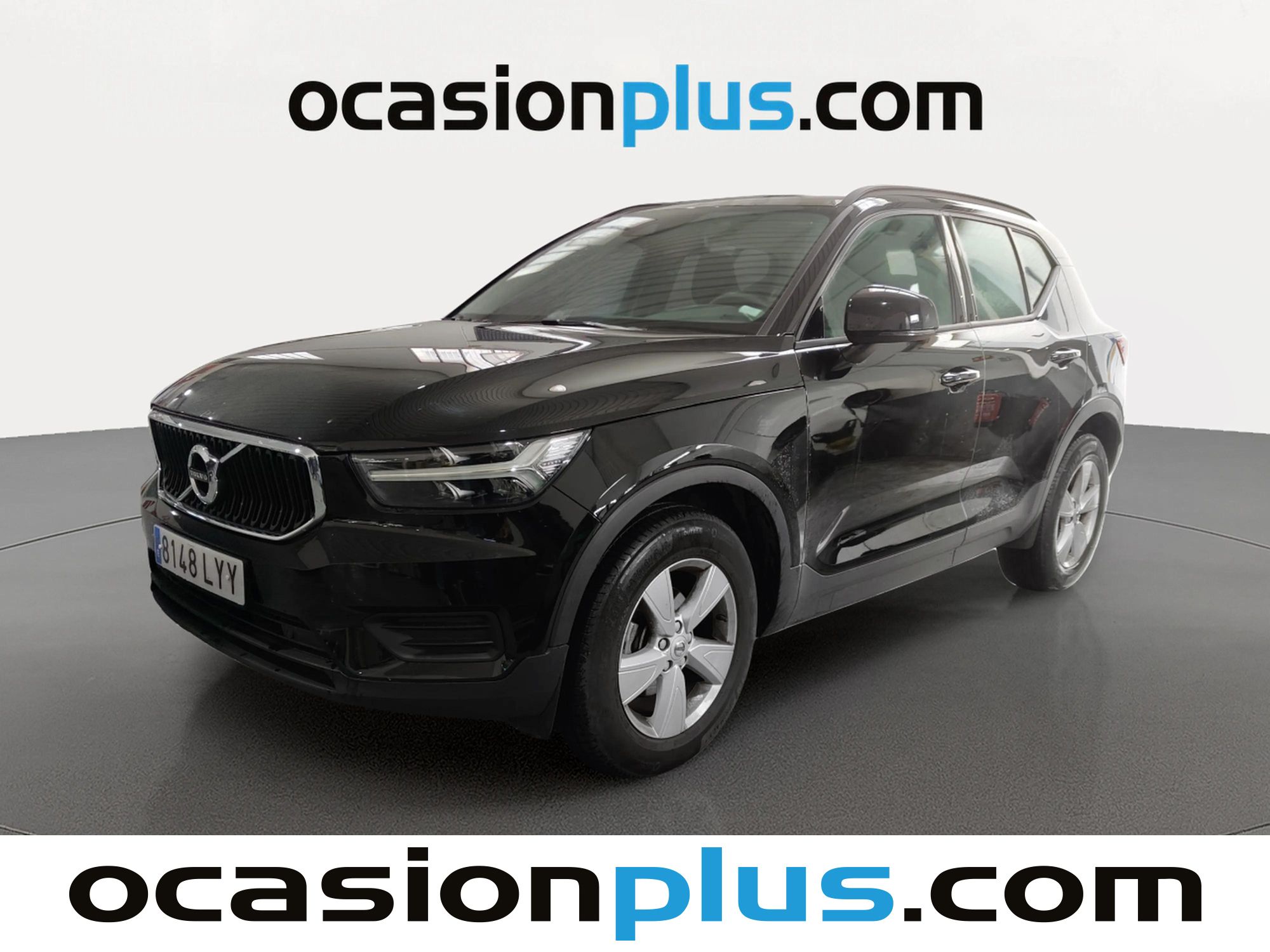 volvo-xc40-t2-essential-129-cv-en-madrid-d9ab60cc0274e0d10ffaf40b159722e0
