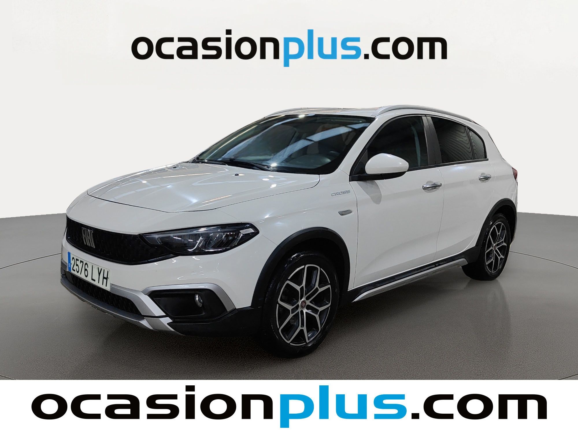 fiat-tipo-15-hybrid-cross-dct-130-cv-en-madrid-2d83b7919659867e7a5c03be09ff73cf