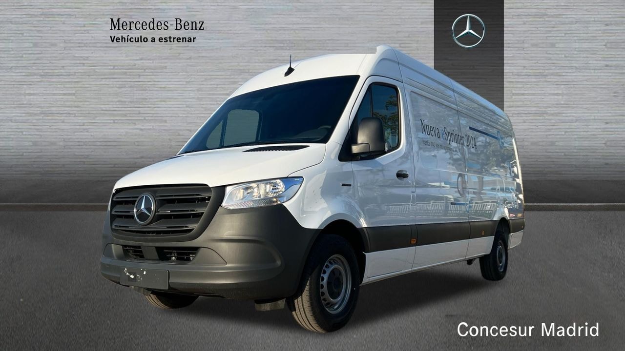 nuevo-esprinter-320-furgon-pro-largo-81kwh-en-sevilla-94a7ad70687ae4d41017f408d02c26a6