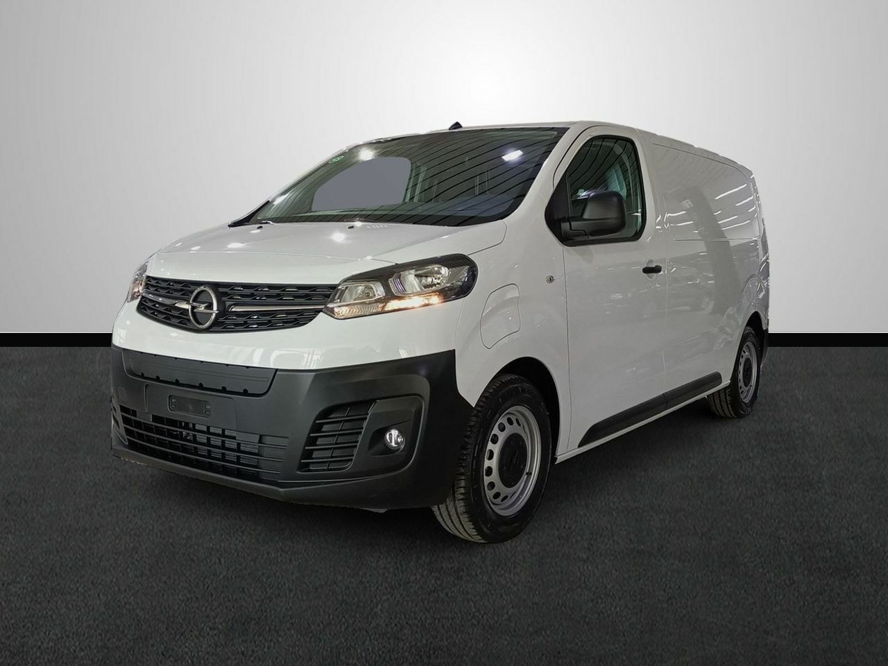 opel-vivaro-furgon-electric-motor-100kw-plus-50kwh-en-sevilla-35b048a997e1a43ff7cb690fa37d4638