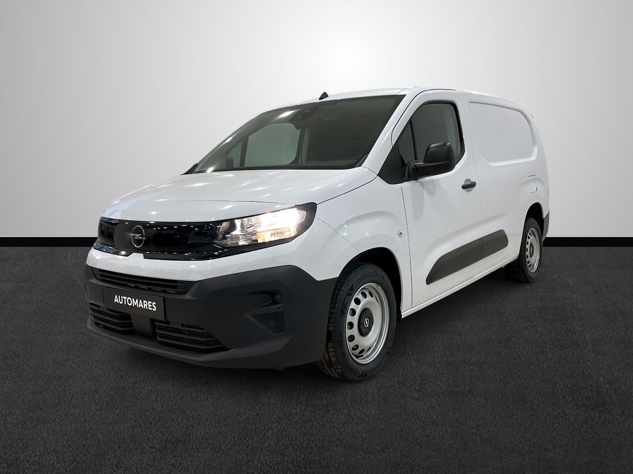 cargo-xl-1000kg-diesel-15-100-cv-en-sevilla-f8d3b9f615ab4f11f75d0c7e44c8eed0