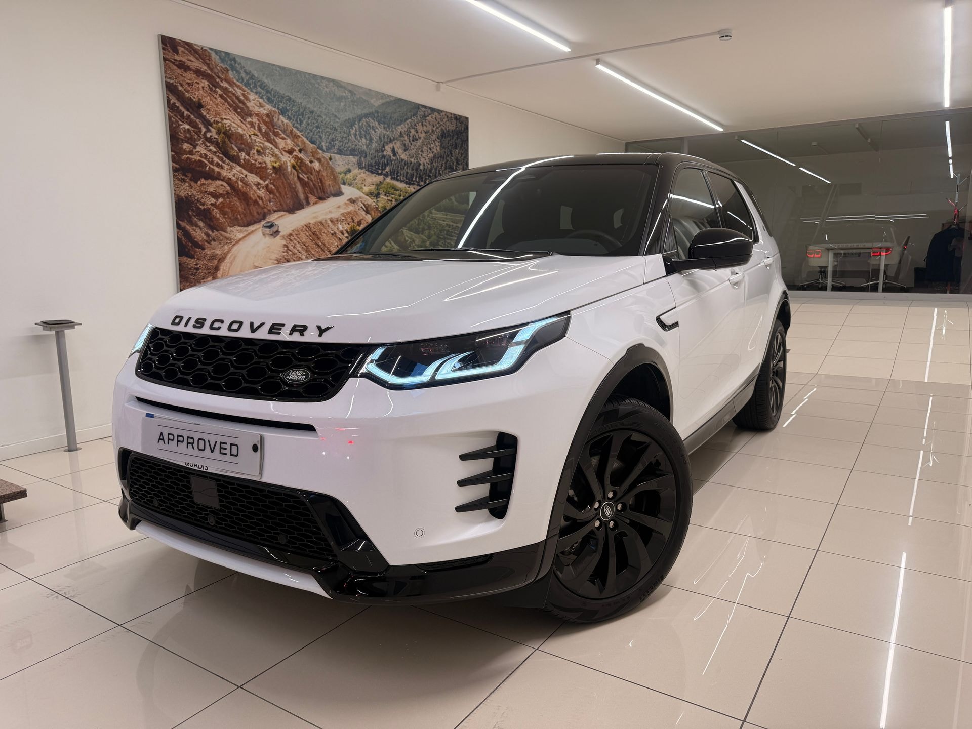 land-rover-discovery-sport-20d-td4-150kw-awd-auto-mhev-dynamic-se-en-barcelona-582be8a35e25f476771282a42f2c5a45