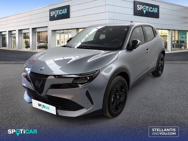 alfa-romeo-junior-ibrida-ti-108kw-145cv-en-sevilla-399f6b4ac1e4f144f99d3505cd964564