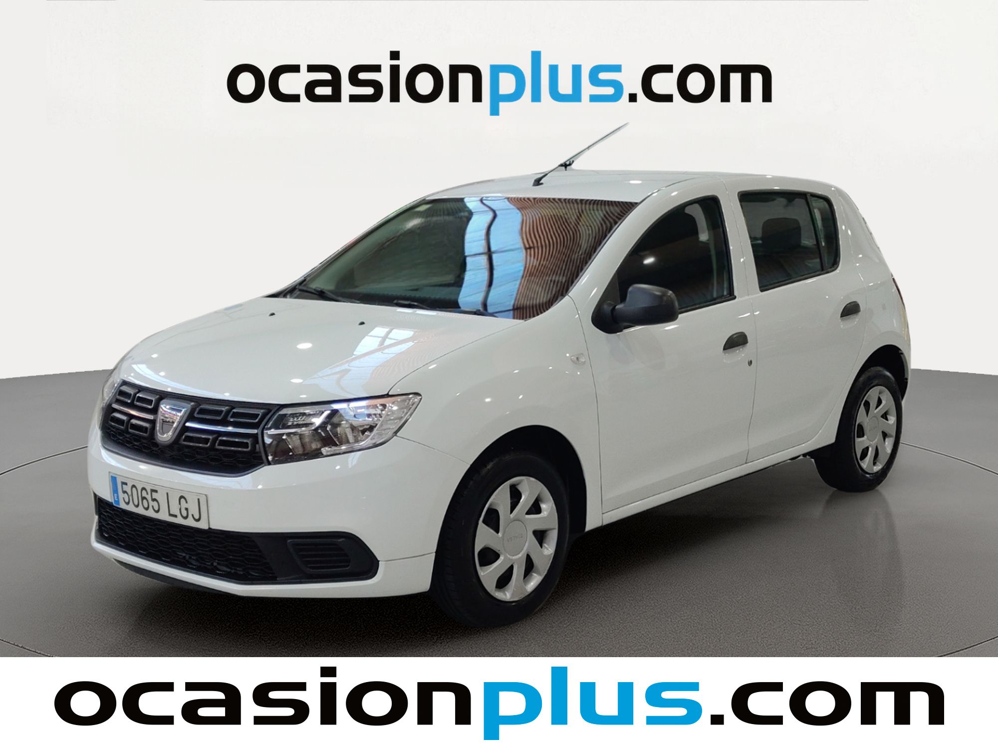 dacia-sandero-essential-10-73-cv-en-madrid-c0924de072d539392fc274d0357460d2