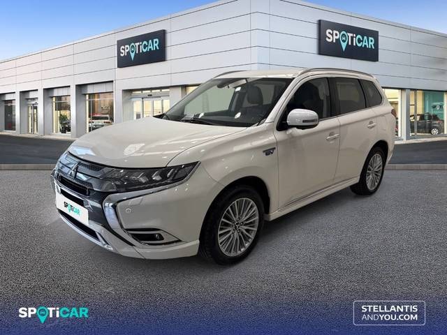 mitsubishi-outlander-24-phev-kaiteki-plus-auto-4wd-en-granada-a7012017f3a4c42bd780a0f6e6ac62bd