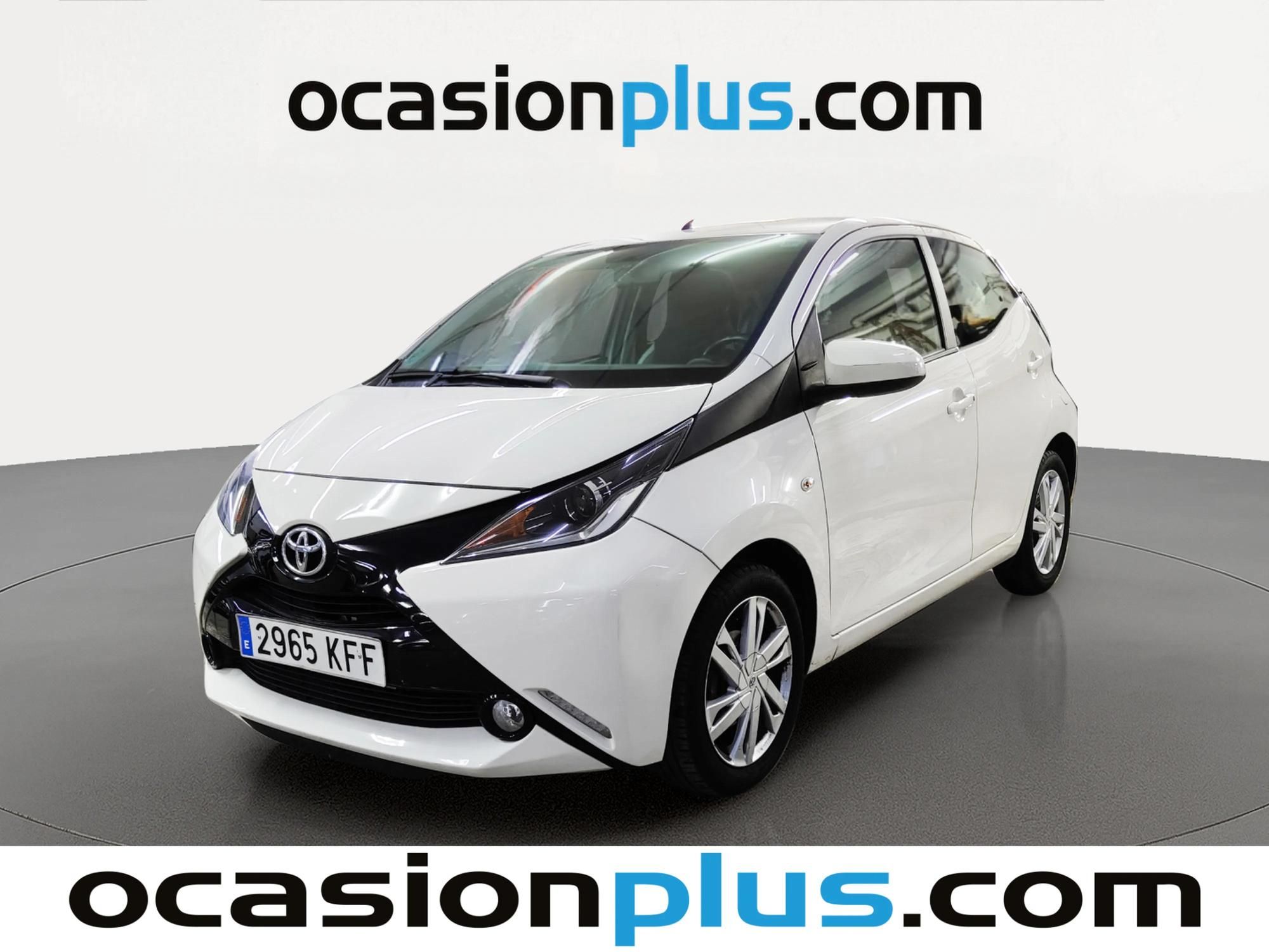 toyota-aygo-toyota-aygo-10-70-x-play-69-cv-en-madrid-ff94d5c1743c338bc77517db0341fe85