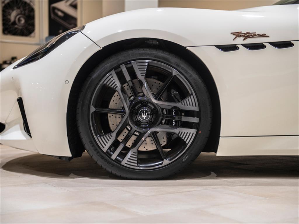 maserati-granturismo-folgore-bev-760cv-awd-en-barcelona-188f5bf500b44607f62a8b4395dcd1d4