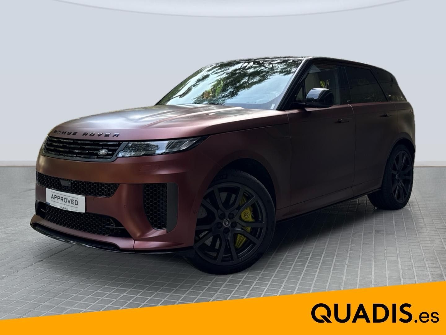 44-v8-635ps-awd-auto-mhev-sv-edittwo-en-barcelona-69be38ac7b43f404aa742024237c9190