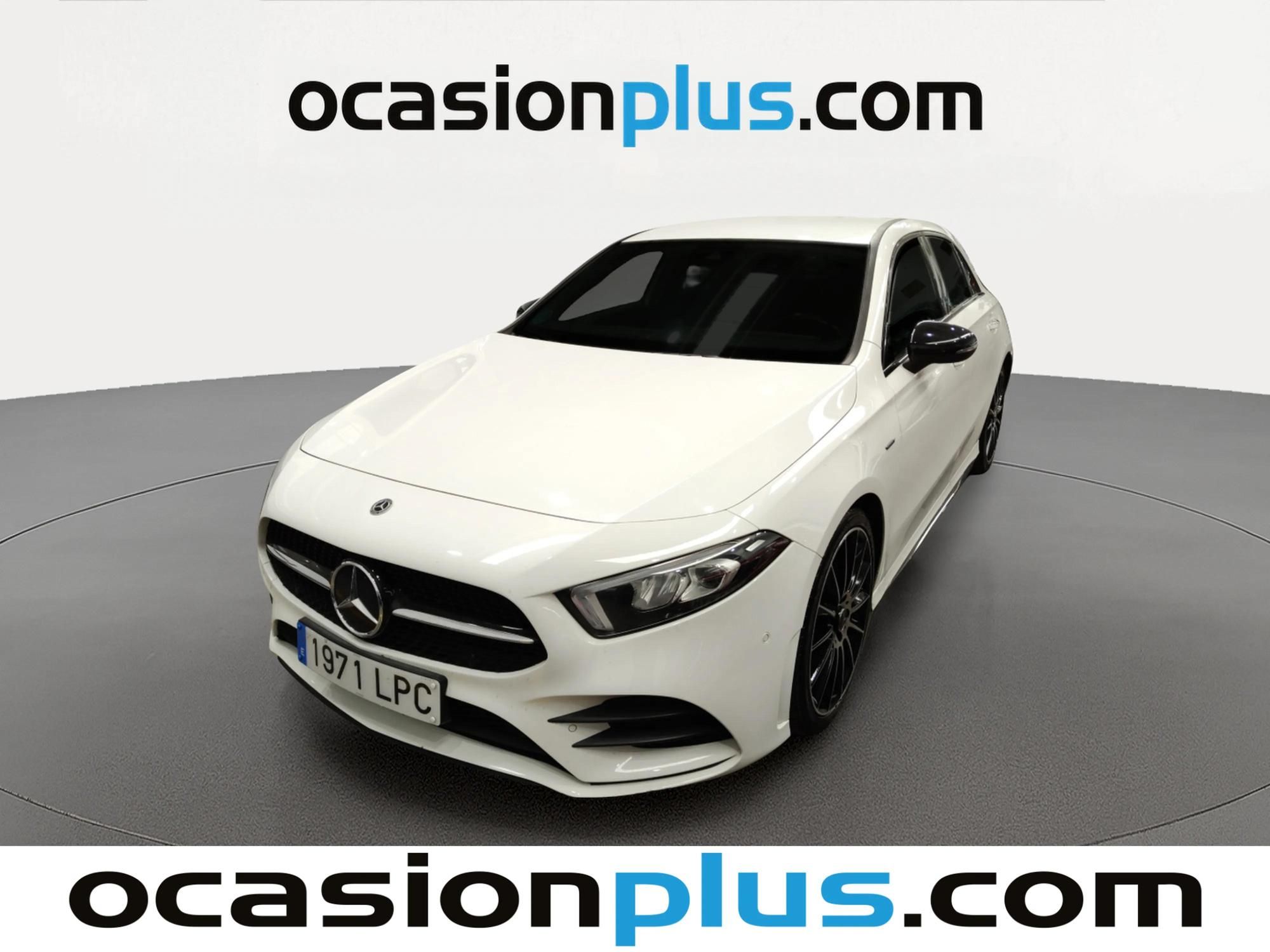 mercedes-benz-clase-a-180-d-116-cv-pack-amg-en-madrid-8ce9e463ce8ff56ef8123e4a16b29487