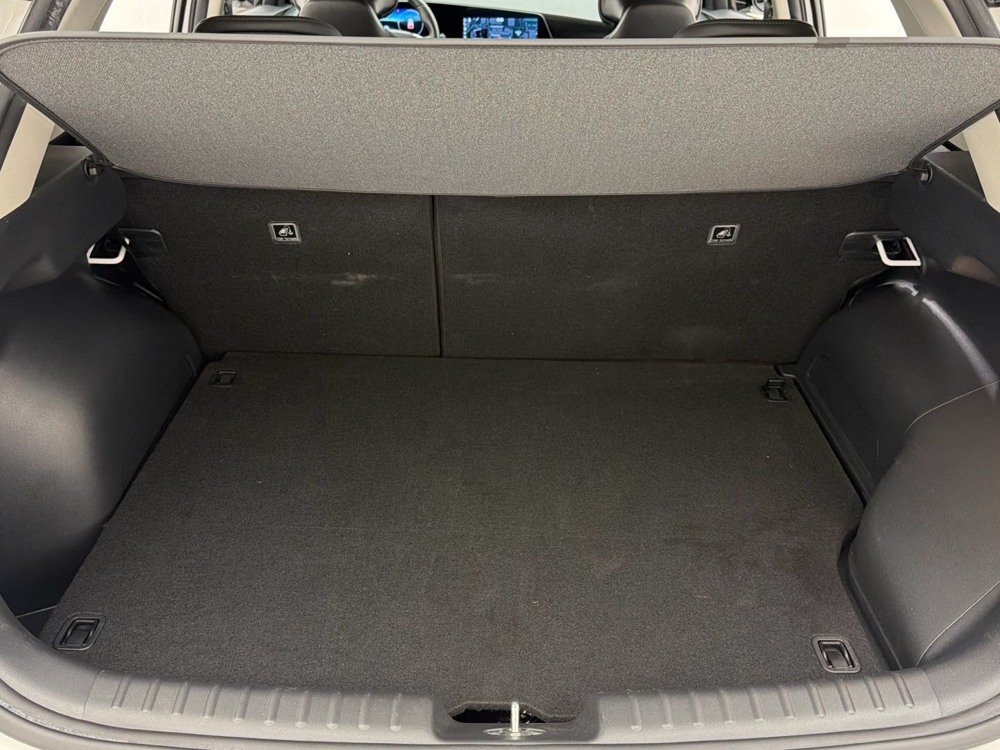 kia-niro-16-gdi-phev-135kw-183cv-emotion-en-barcelona-494525364c0797c66f1660294b0d3426