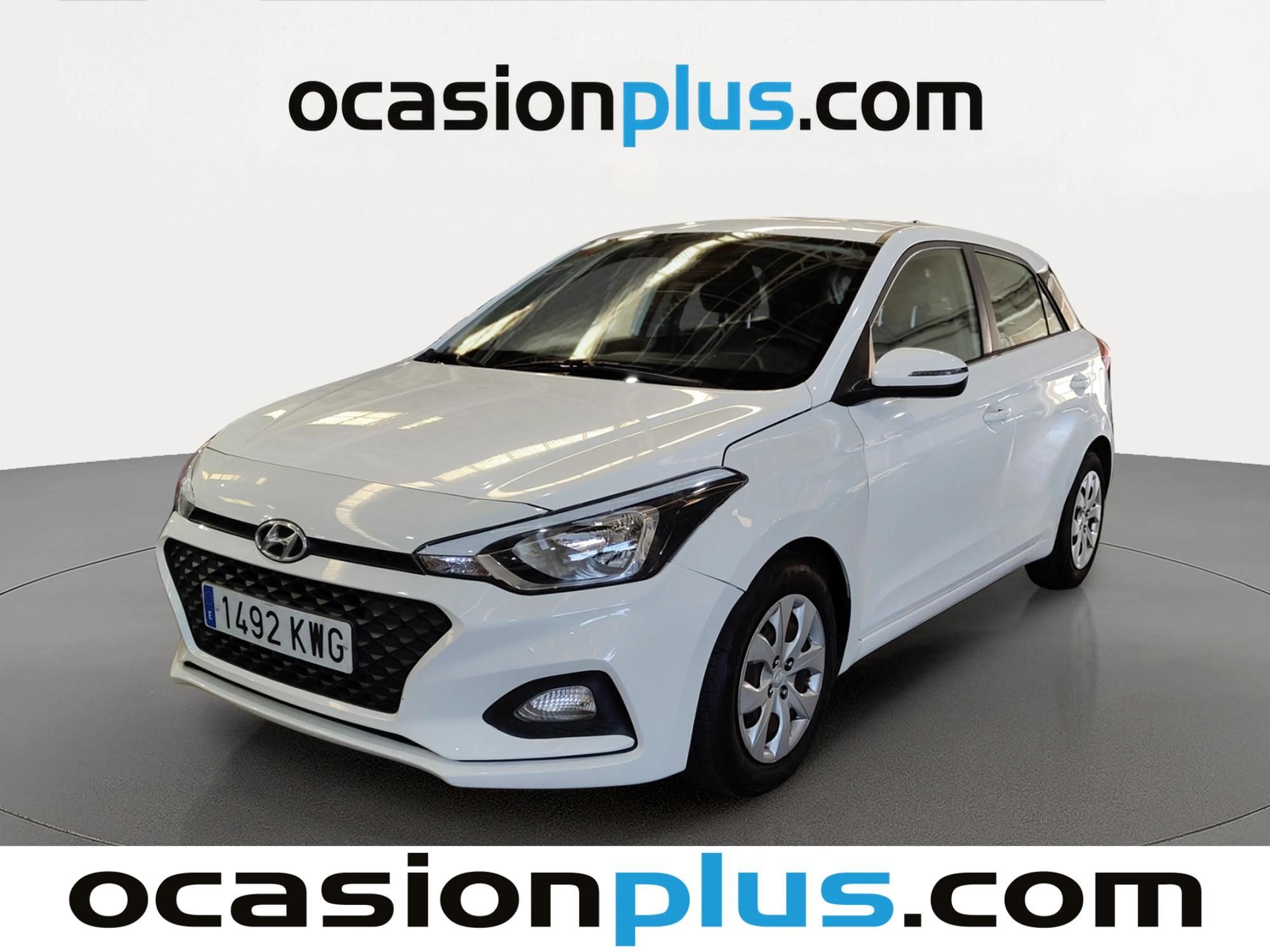 hyundai-i20-12-mpi-essence-le-75-cv-en-madrid-f0487f20c7b183f083284c76a157058c
