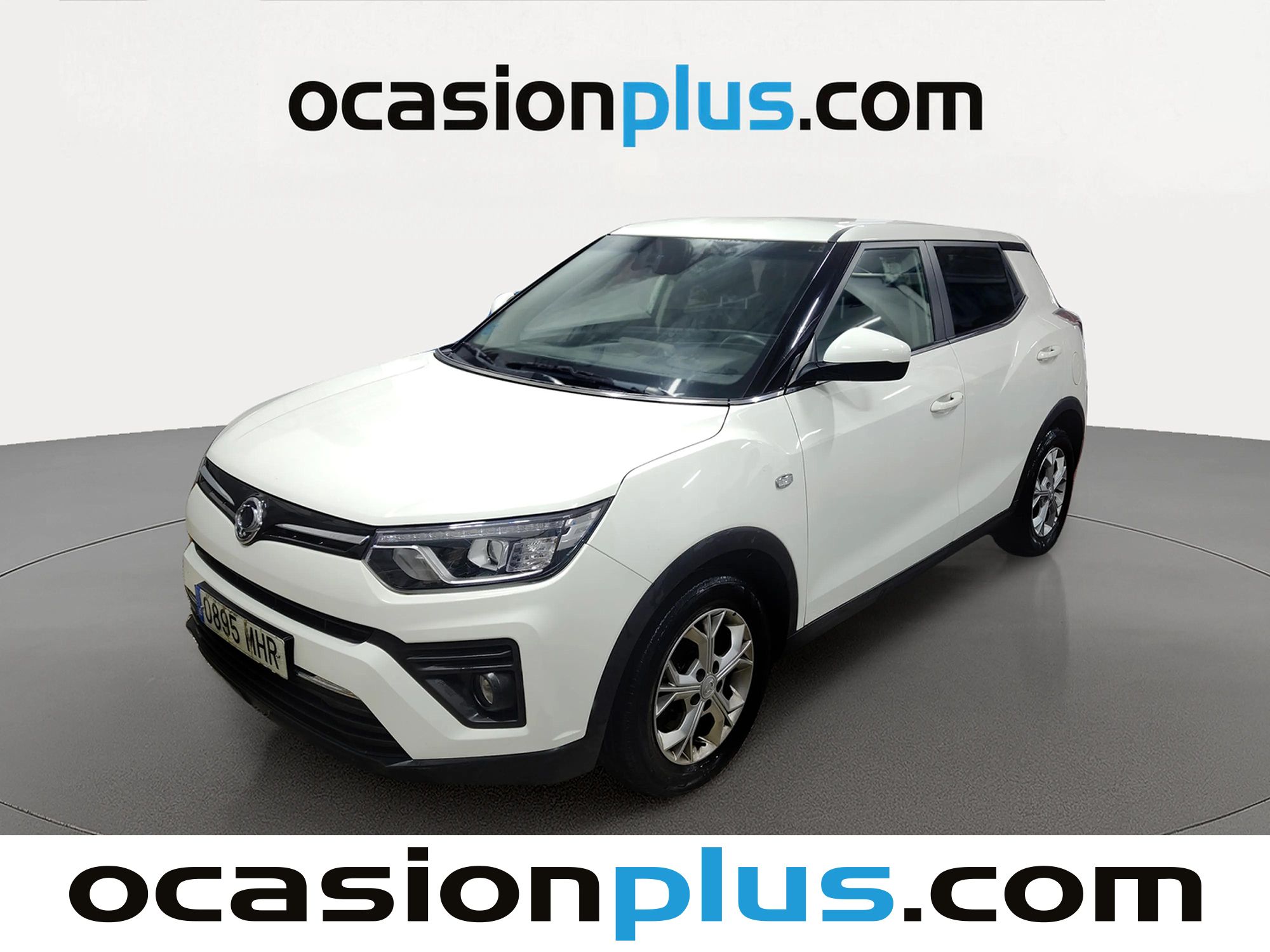 ssangyong-tivoli-ssangyong-tivoli-g12t-urban-plus-128-cv-en-madrid-87d678cbe1a221bb6cfd77932ab4ca15