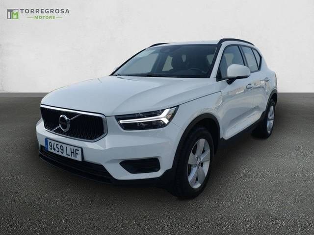 volvo-xc40-15-t2-momentum-en-navarra-f48a1acf2486211a52ef60f80b356d82