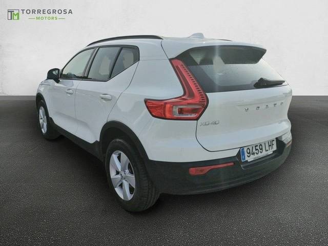 volvo-xc40-15-t2-momentum-en-navarra-f48a1acf2486211a52ef60f80b356d82