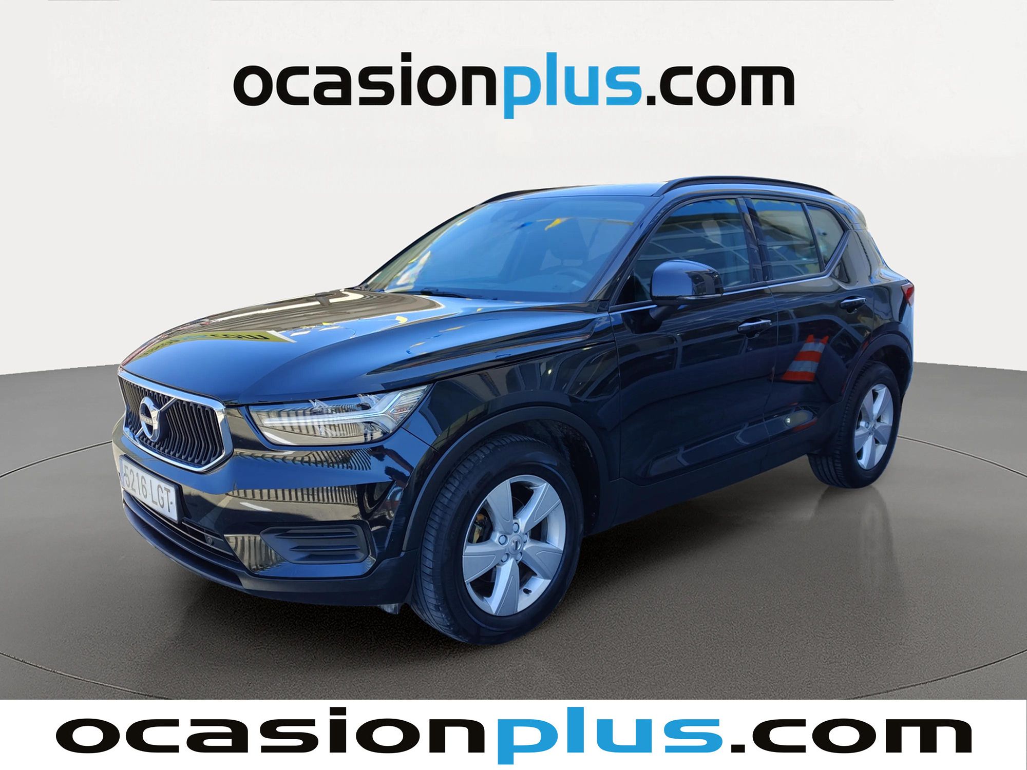 volvo-xc40-d3-momentum-core-auto-150-cv-en-madrid-fd44f372c3def01ff784463d8073dcea