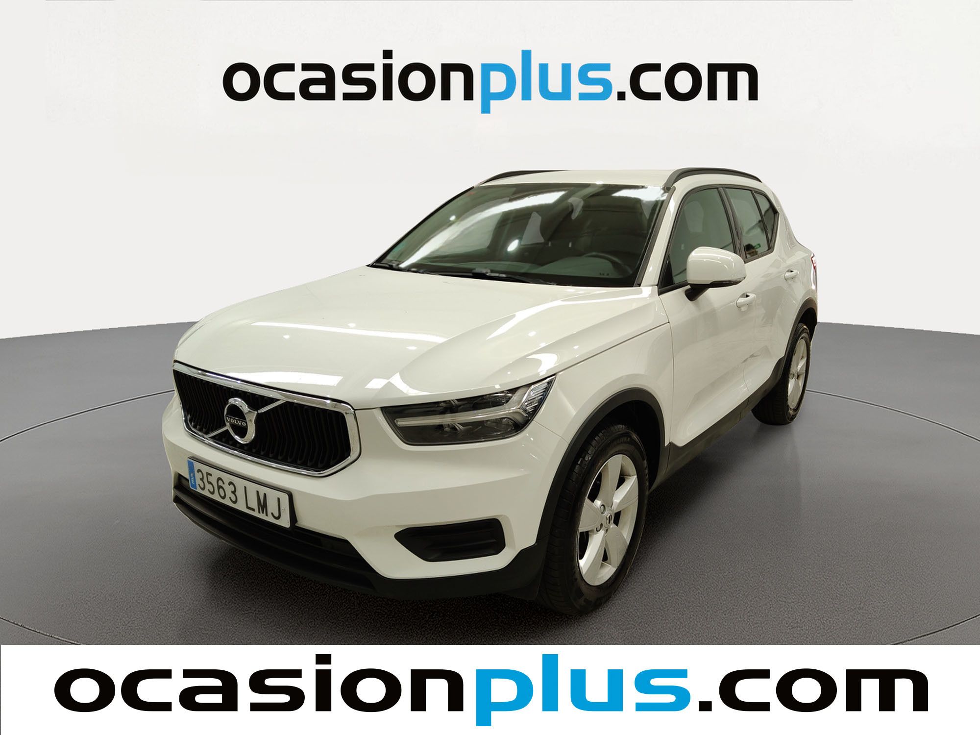 volvo-xc40-t2-momentum-core-129-cv-en-madrid-813902e4a1c171b89b333a29a70827b3