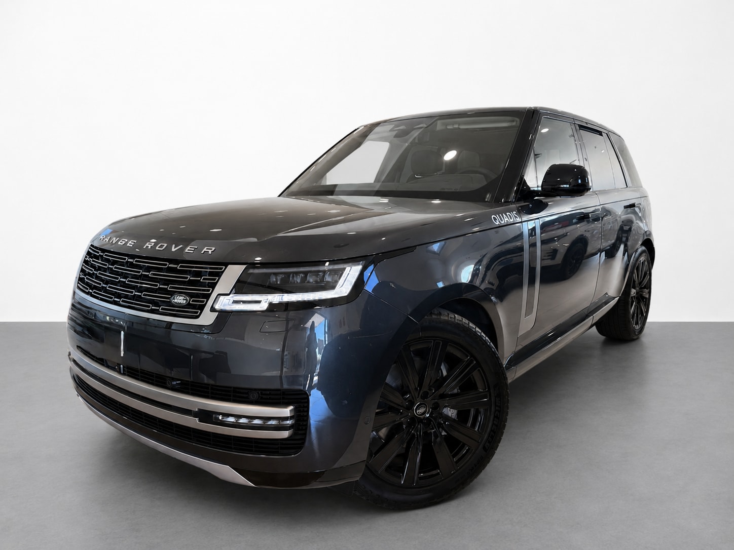 30-si6-phev-460-ps-awd-auto-en-barcelona-4f56f3fde52b8044605f8eba27b8df1f