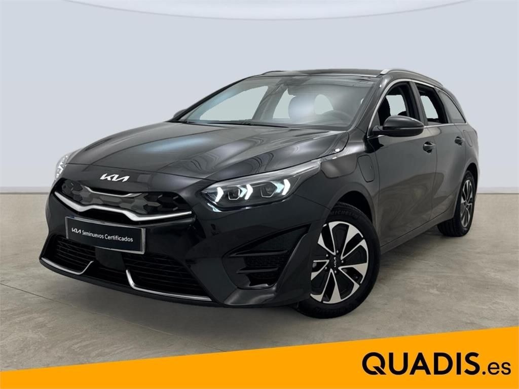 tourer-16-gdi-phev-104kw-141cv-edrive-en-barcelona-3e2d455e4d7a919055292ff9987d8c1e