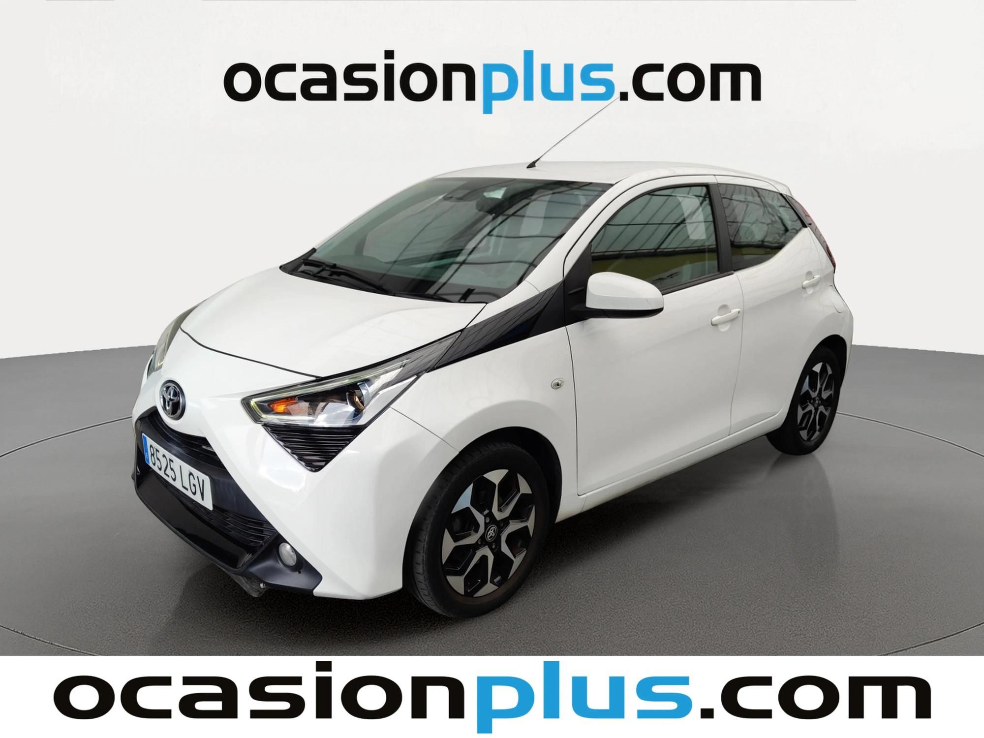 toyota-aygo-toyota-aygo-10-70-x-play-72-cv-en-madrid-5879bec4c2690fdaddb3a050a179ebb9